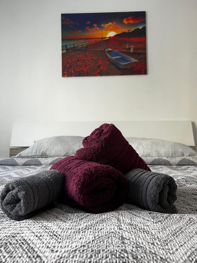 House24 Gari Apartment Brasov Bagian luar foto